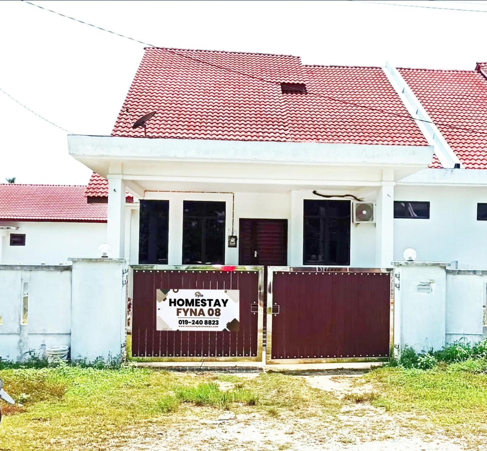 Homestay Kemaman Fyna08 Semi-D, 4 Bedrooms Dekat Pantai キジャル エクステリア 写真